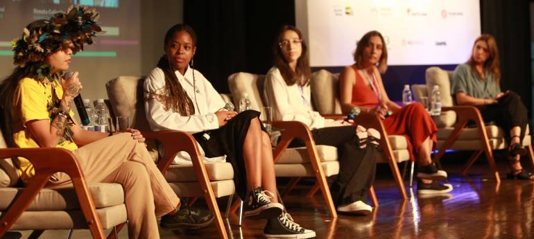 Jovens ativistas cobram mudanças na educação para enfrentar a crise climática