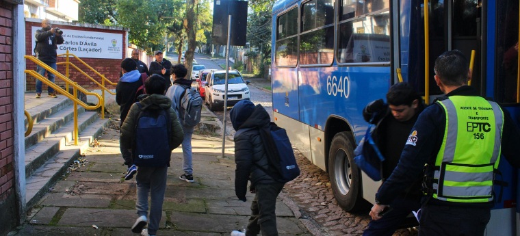 Respostas e desafios nas suspensões de aulas na crise climática