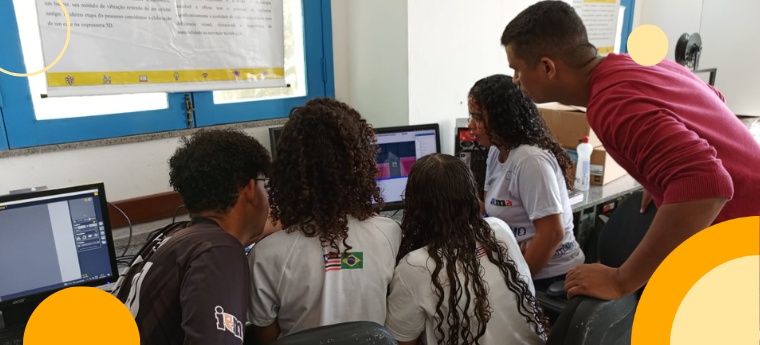 Unindo sustentabilidade e tecnologia, alunos desenvolvem jogo 2D partindo da realidade da escola