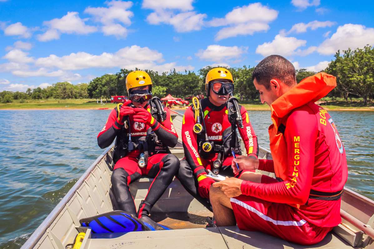 Corpo de Bombeiros Militar de MT socorre criança e localiza corpos de jovens vítimas de afogamento | FTN Brasil