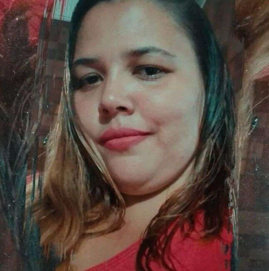 Vítima de feminicídio, mulher é assassinada a facadas pelo marido em Cuiabá; homem fugiu de bicicleta | FTN Brasil