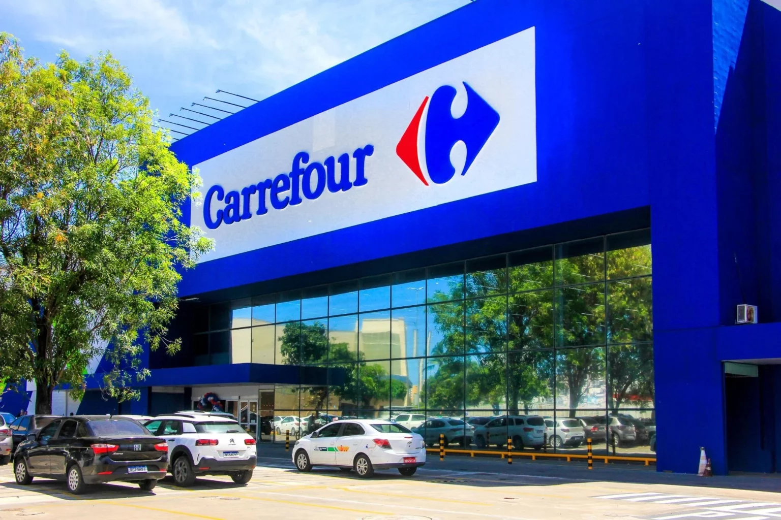 CEO do Carrefour da França pede desculpas ao Brasil