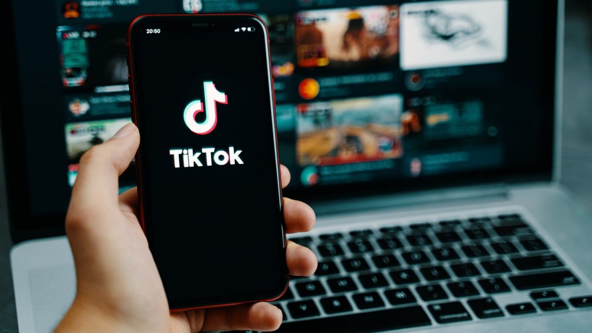 Famílias processam TikTok por “promoção ao suicídio” de jovens | FTN Brasil