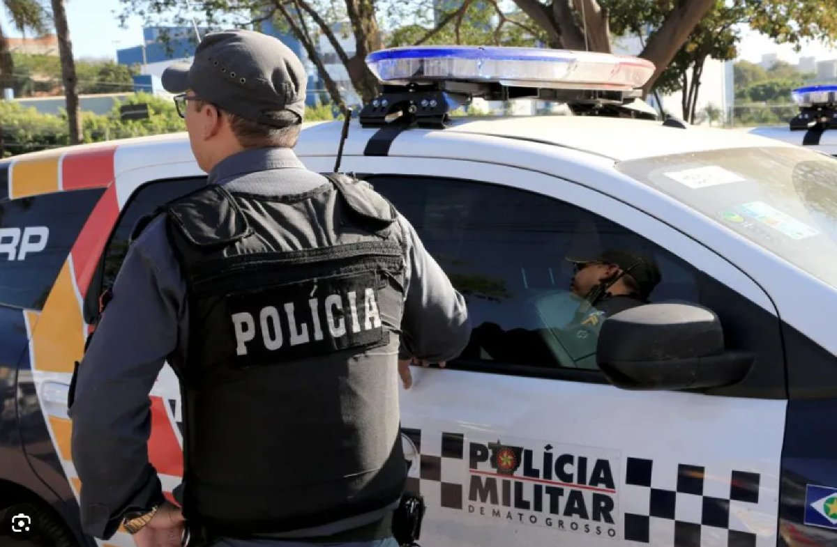 PM prende homem que agrediu esposa gestante com soco no nariz em terminal de ônibus do CPA I | FTN Brasil