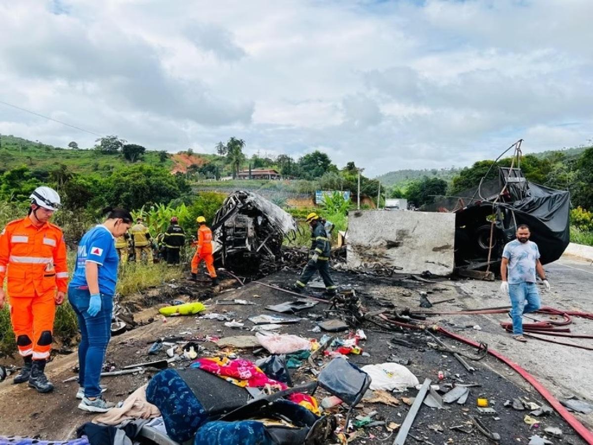 Acidente em MG é a maior tragédia em rodovias federais desde 2008 | FTN Brasil