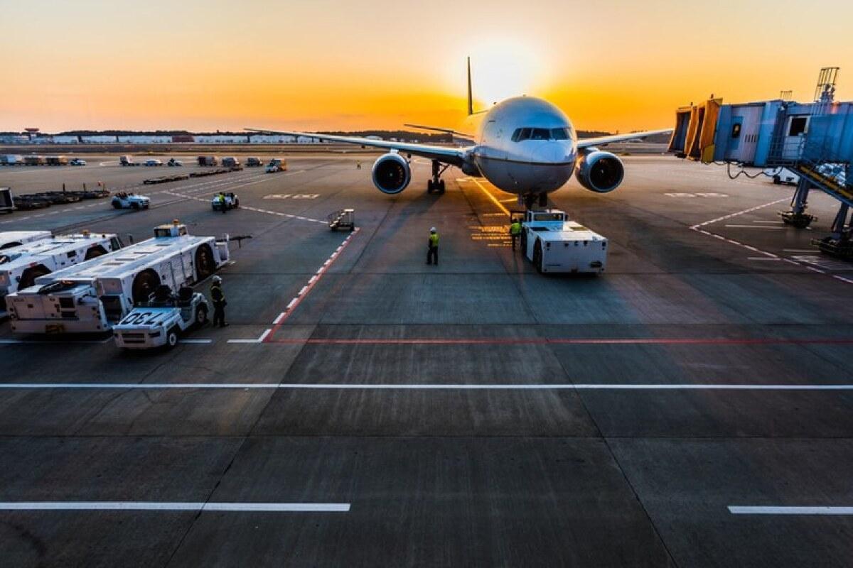 Aviação em crescimento: Brasil bate recorde de viajantes em voos para o exterior | FTN Brasil