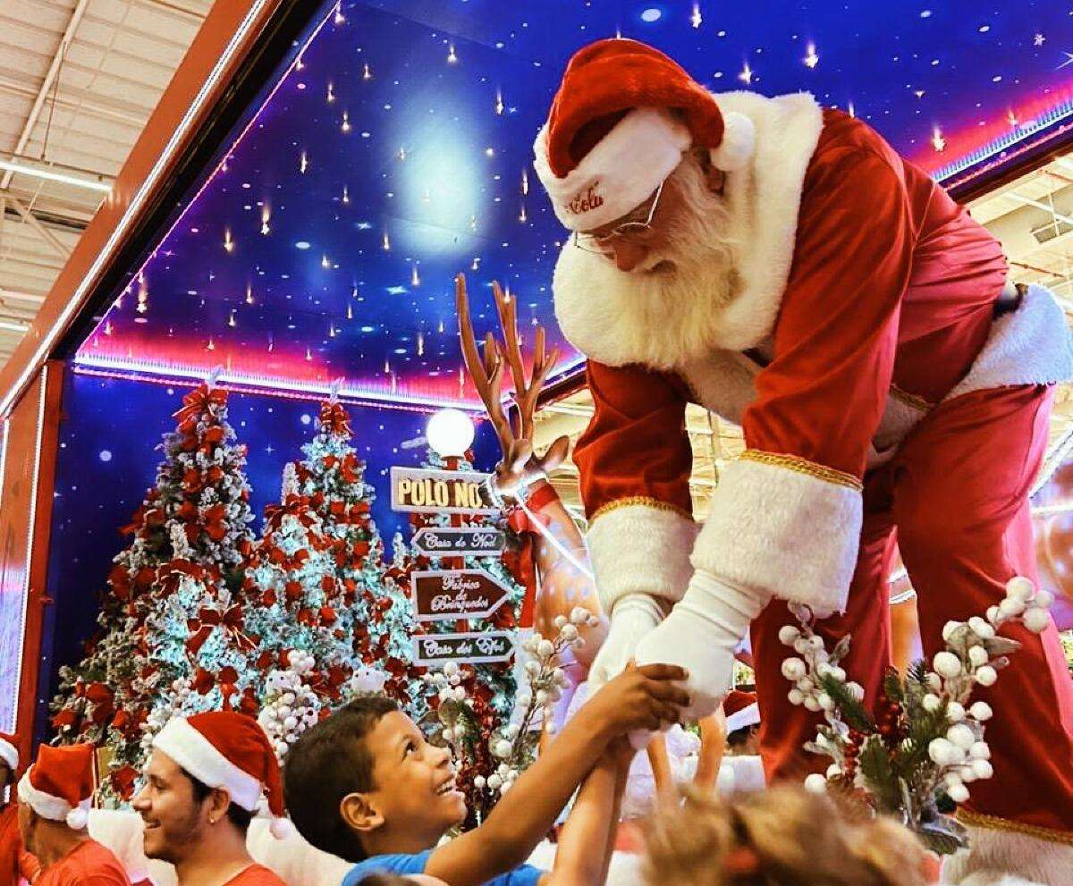 Caravanas de Natal da Coca-Cola farão apresentações em dez cidades do Mato Grosso | FTN Brasil