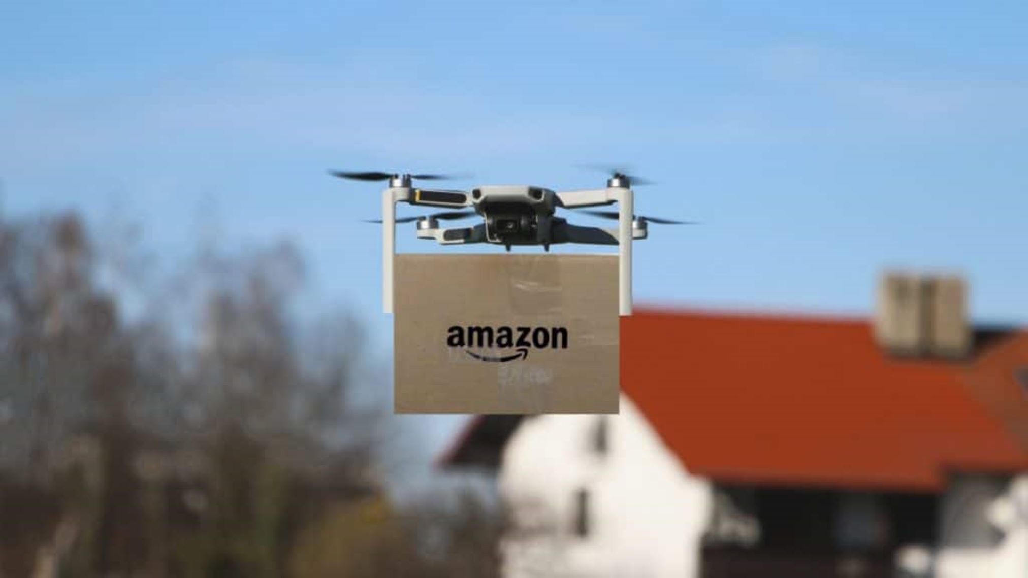 Como estão se saindo os testes da Amazon com entregas por drone?