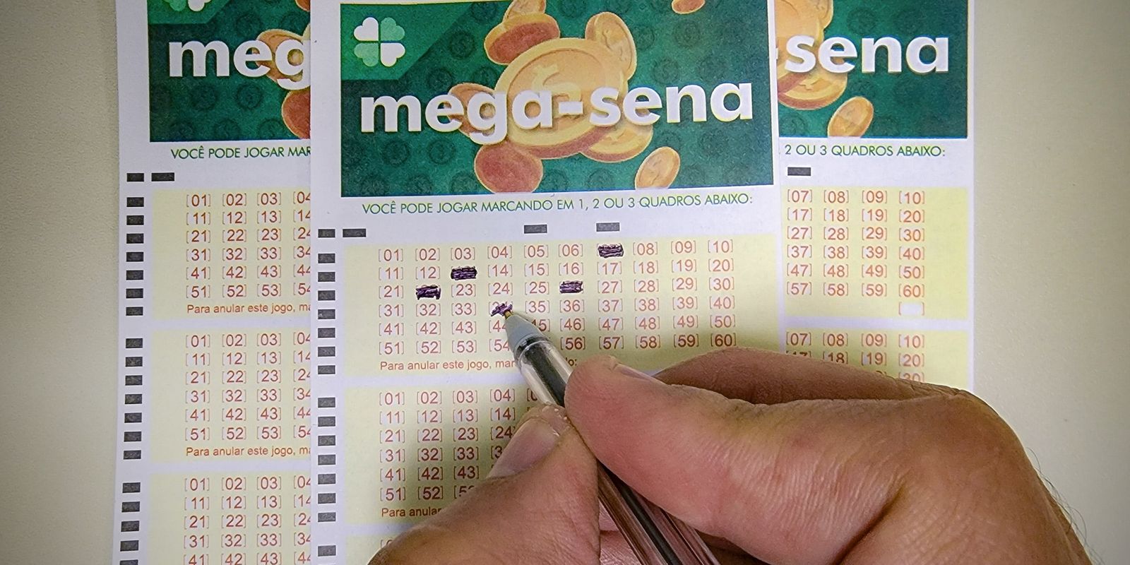 Mega-Sena não tem acertador e prêmio vai a R$ 11 milhões