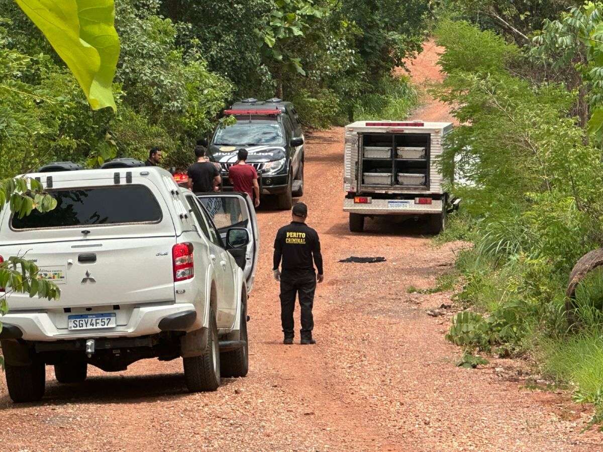 Polícia Militar localiza dois corpos amarrados e queimados em área rural de Jangada | FTN Brasil