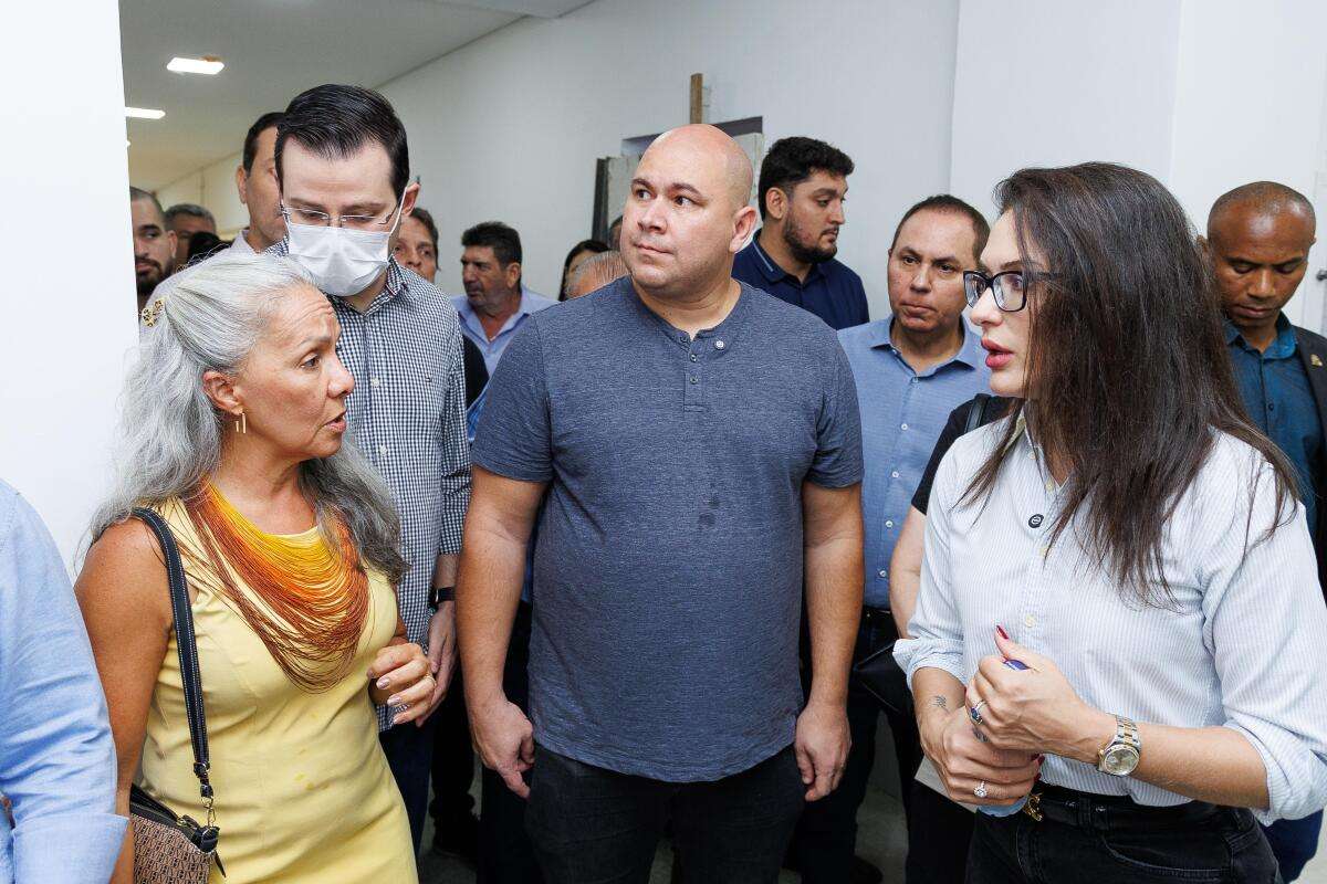 Prefeito Abilio e deputados visitam obra do Centro Médico Infantil em Cuiabá | FTN Brasil