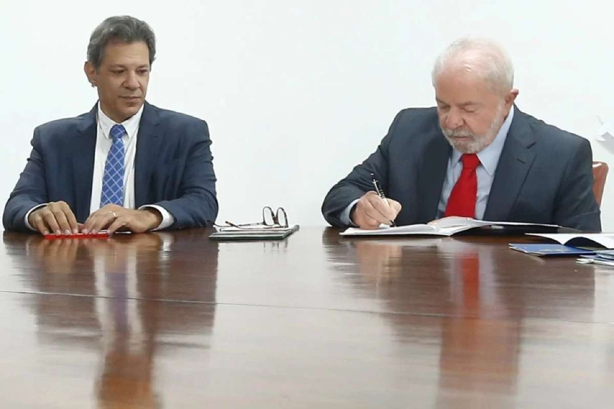 Presidente Lula sanciona Lei de Diretrizes Orçamentárias de 2025 com meta fiscal neutra | FTN Brasil